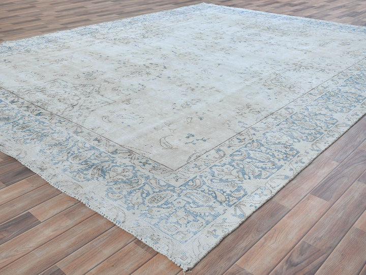 9'6" x 12'6" Vintage Hand Knotted Ivory Worn Wool Rectangle Oriental Rug - MOA10281259