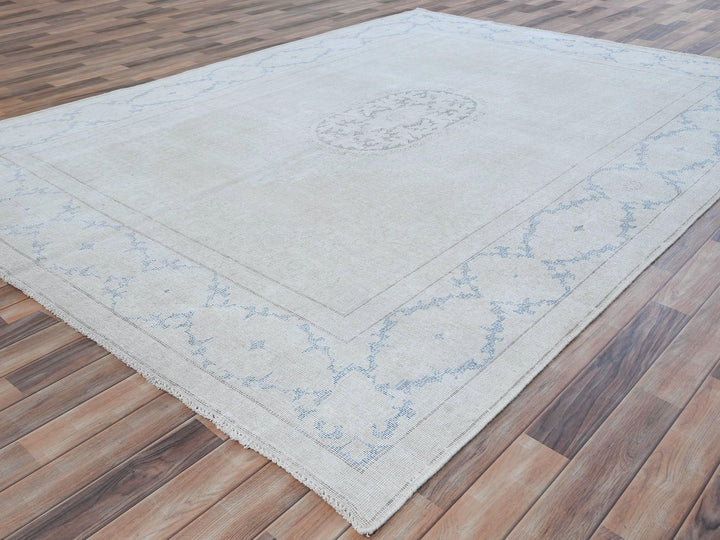 7'9" x 10'7" Vintage Hand Knotted Beige Worn Wool Rectangle Oriental Rug - MOA10281268