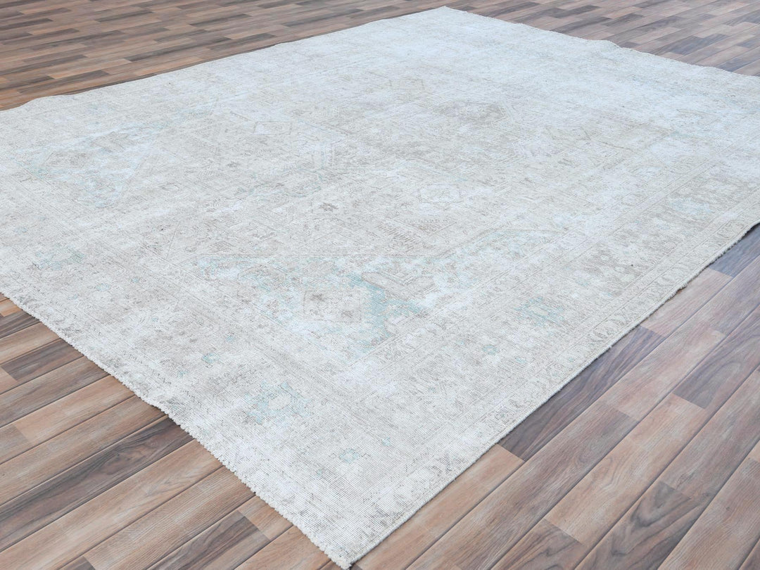 8'1" x 10'9" Vintage Hand Knotted Beige Worn Wool Rectangle Oriental Rug - MOA10281285