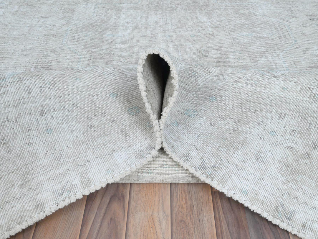 8'1" x 10'9" Vintage Hand Knotted Beige Worn Wool Rectangle Oriental Rug - MOA10281285