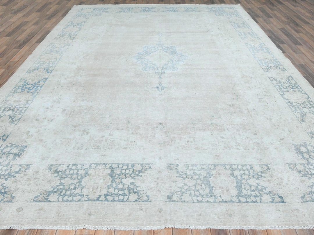 9'5" x 12'6" Vintage Hand Knotted Ivory Worn Wool Rectangle Oriental Rug - MOA10281609