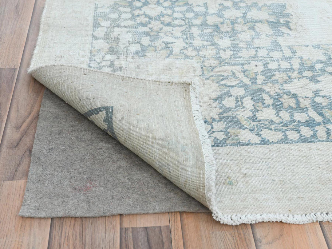 9'5" x 12'6" Vintage Hand Knotted Ivory Worn Wool Rectangle Oriental Rug - MOA10281609