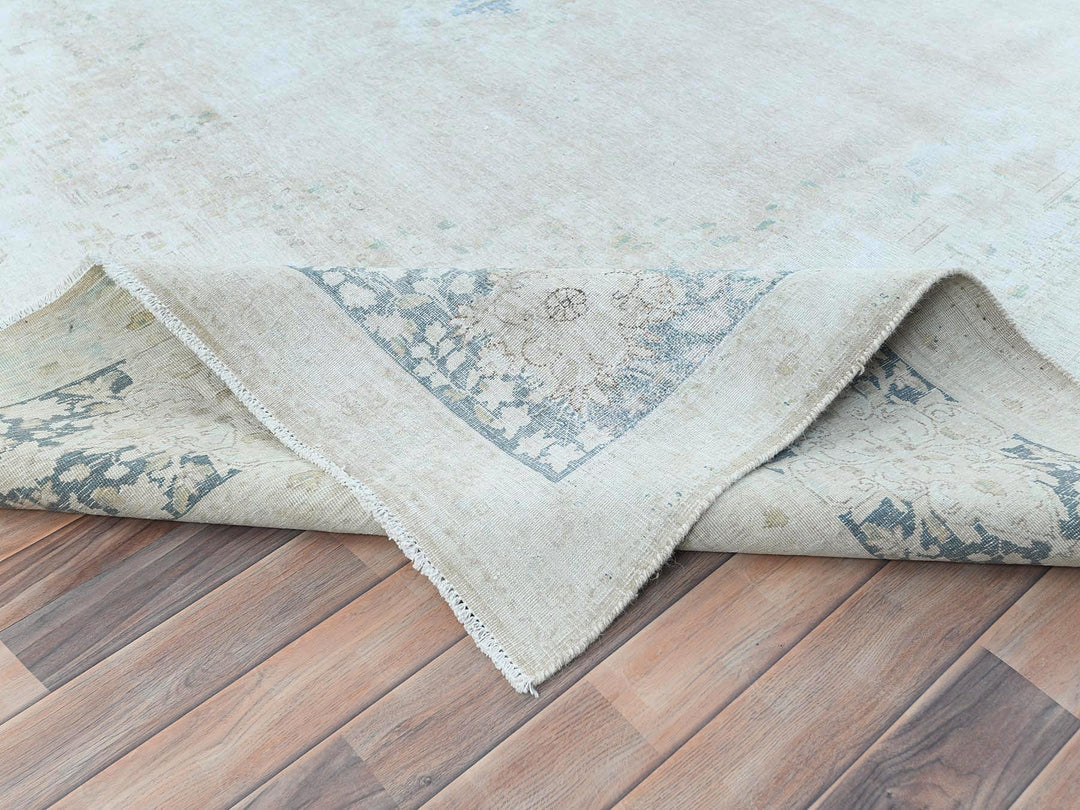 9'5" x 12'6" Vintage Hand Knotted Ivory Worn Wool Rectangle Oriental Rug - MOA10281609