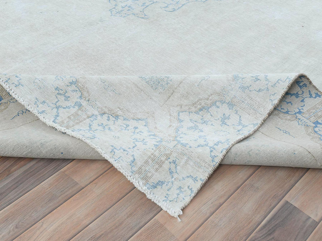 8'8" x 11'8" Vintage Hand Knotted Ivory Worn Wool Rectangle Oriental Rug - MOA10281610