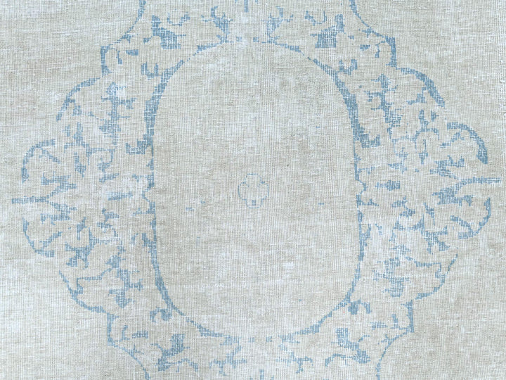 8'8" x 11'8" Vintage Hand Knotted Ivory Worn Wool Rectangle Oriental Rug - MOA10281610