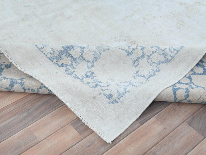9'7" x 13'10" Vintage Hand Knotted Blue Worn Wool Rectangle Oriental Rug - MOA10281617
