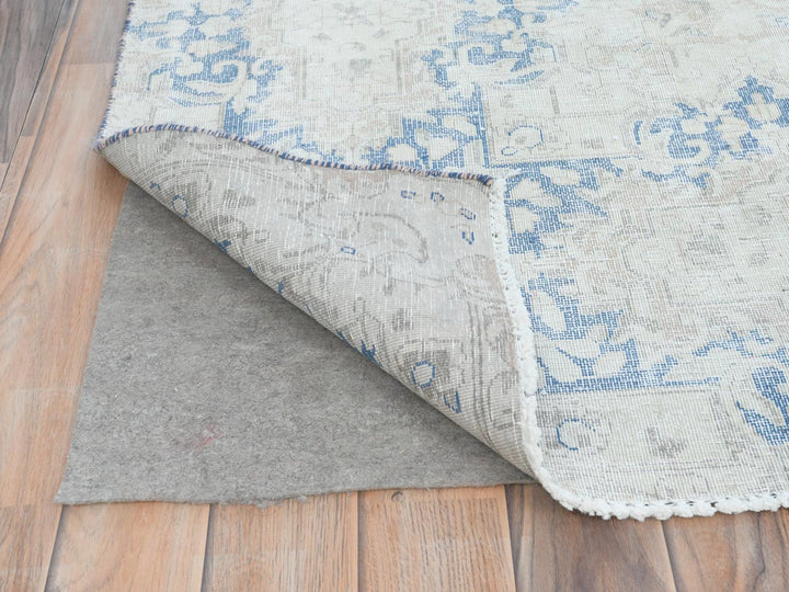 9'7" x 13'2" Vintage Hand Knotted Beige Worn Wool Rectangle Oriental Rug - MOA10281628