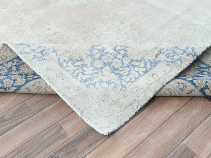 9'7" x 13'2" Vintage Hand Knotted Beige Worn Wool Rectangle Oriental Rug - MOA10281628