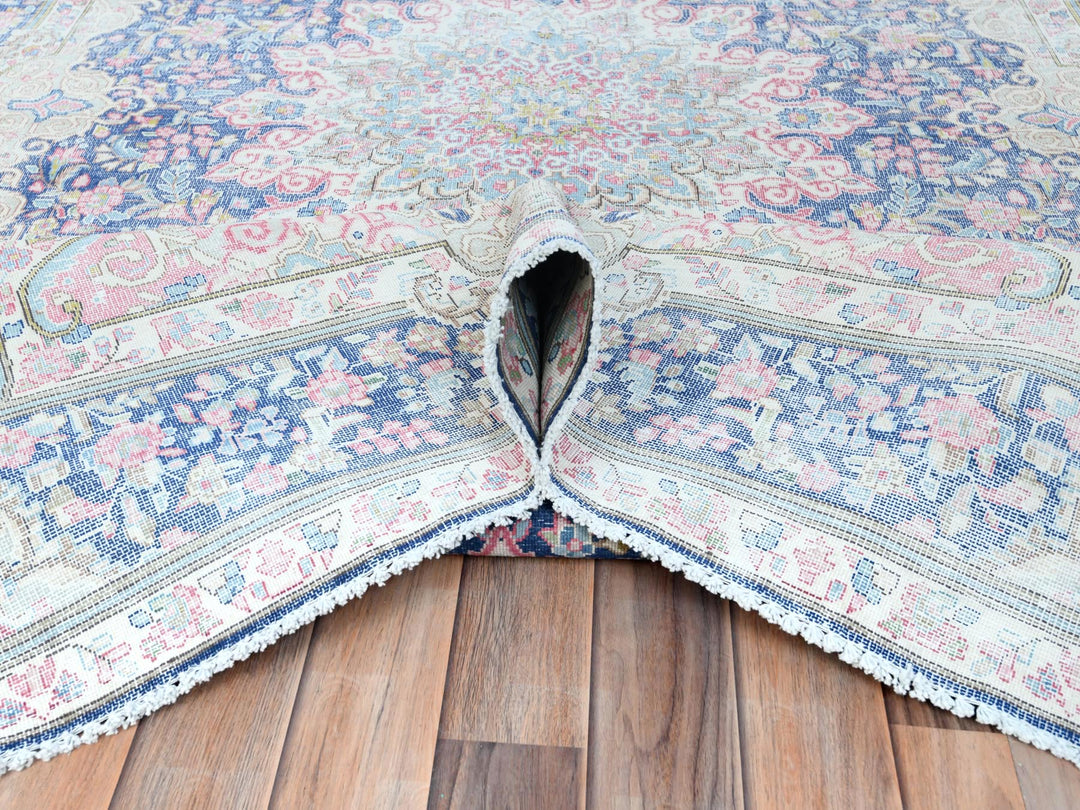 5'9" x 9'7" Vintage Hand Knotted Blue Worn Wool Rectangle Oriental Rug - MOA10281634