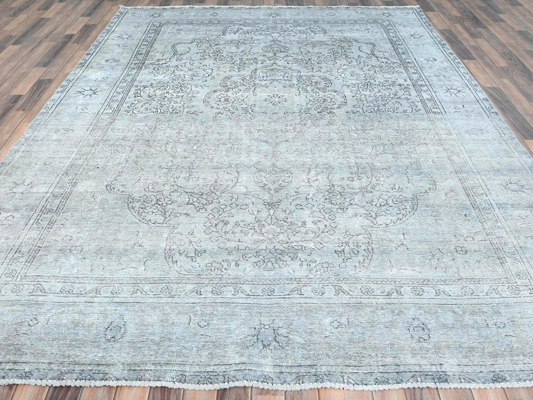 8'2" x 11'2" Vintage Hand Knotted Ivory Worn Wool Rectangle Oriental Rug - MOA10281704
