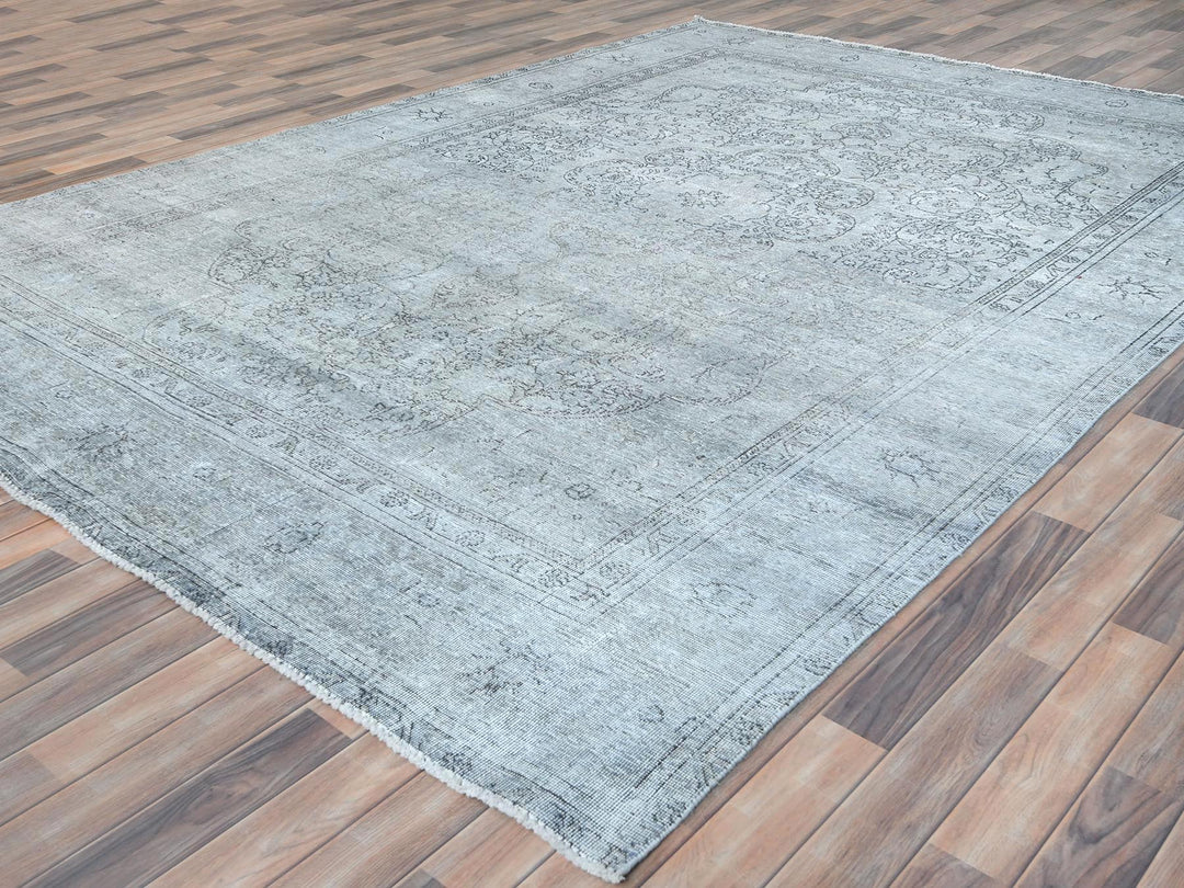 8'2" x 11'2" Vintage Hand Knotted Ivory Worn Wool Rectangle Oriental Rug - MOA10281704