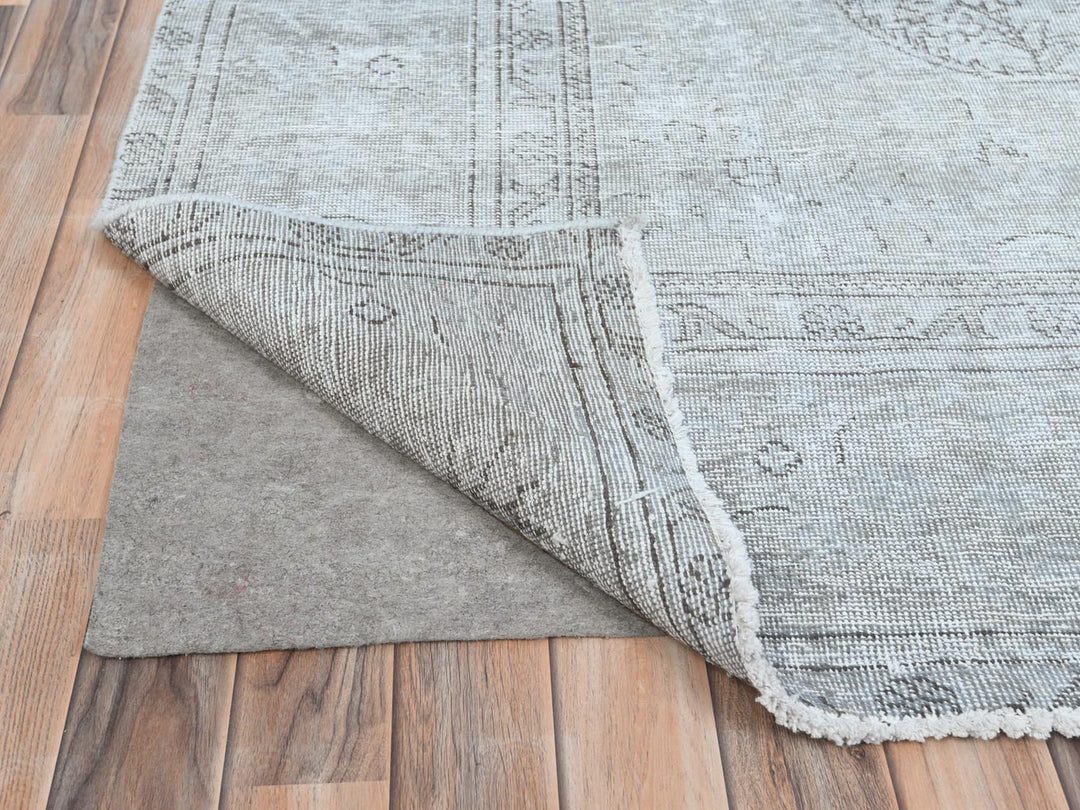 8'2" x 11'2" Vintage Hand Knotted Ivory Worn Wool Rectangle Oriental Rug - MOA10281704
