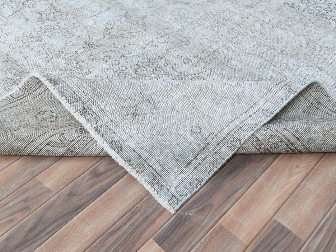 8'2" x 11'2" Vintage Hand Knotted Ivory Worn Wool Rectangle Oriental Rug - MOA10281704
