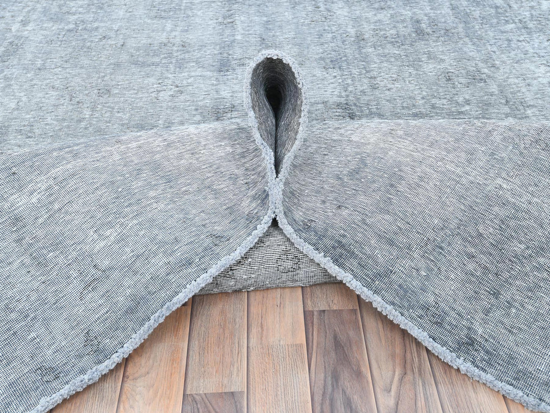 9'5" x 12'2" Vintage Hand Knotted Grey Wool Rectangle Oriental Rug - MOA10282097
