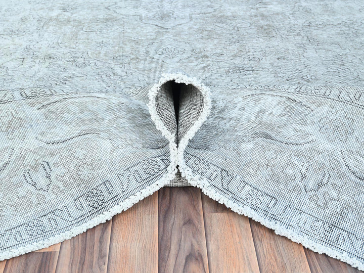 9'4" x 12'3" Vintage Hand Knotted Grey Wool Rectangle Oriental Rug - MOA10282340