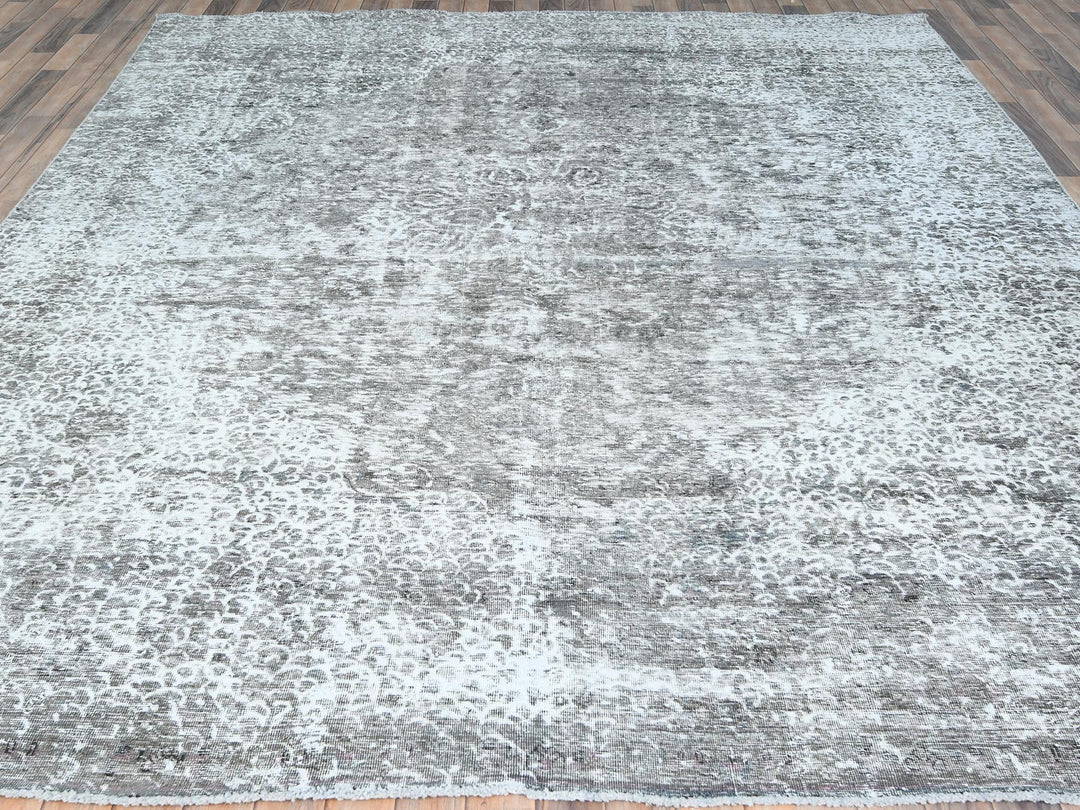 9'3" x 12'0" Vintage Hand Knotted Grey Wool Rectangle Oriental Rug - MOA10282544