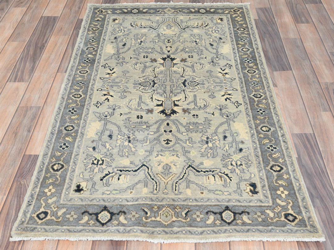 2'10" x 4'10" New Hand Knotted Grey Wool Rectangle Oriental Rug - MOA10282918