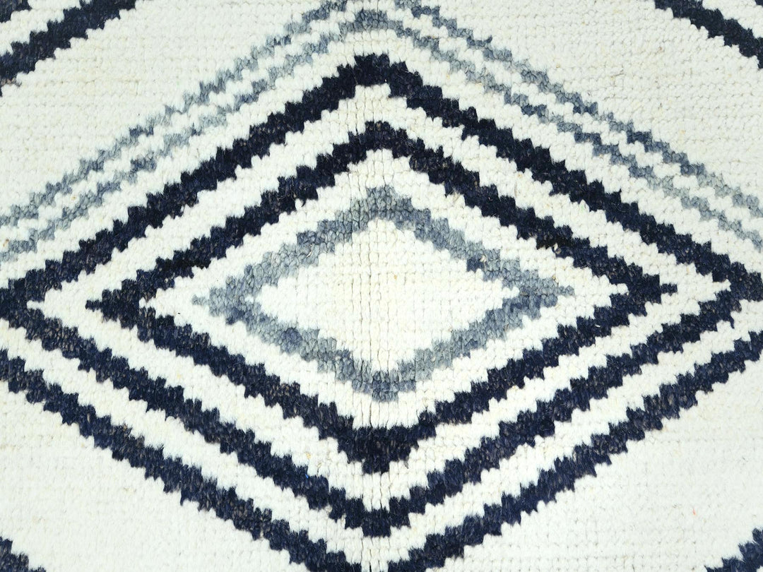 8'0" x 10'10" New Hand Knotted Ivory Wool Rectangle Oriental Rug - MOA10282970