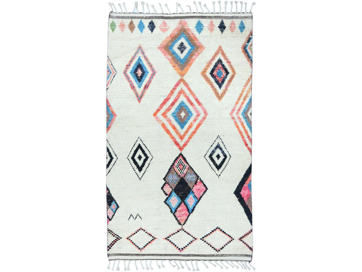 4'0" x 6'4" New Hand Knotted Ivory Wool Rectangle Oriental Rug - MOA10282977