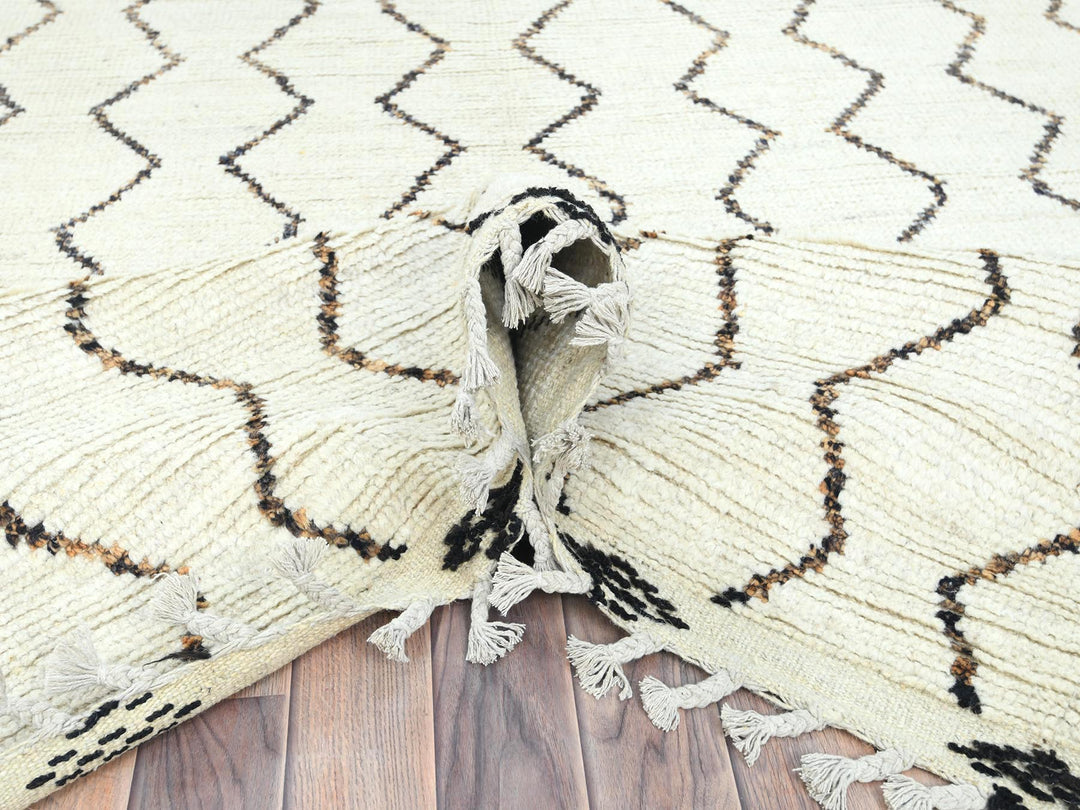 8'2" x 10'5" New Hand Knotted Ivory Wool Rectangle Oriental Rug - MOA10282981