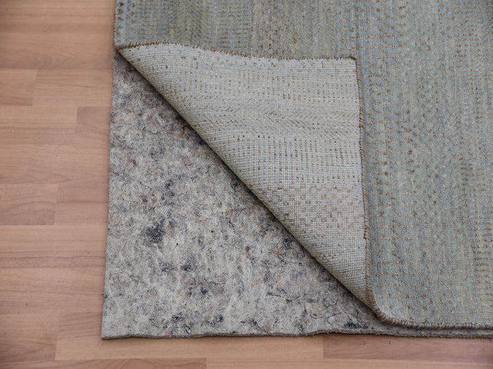 7'11" x 9'11" New Hand Knotted Grey Wool Rectangle Oriental Rug - MOA10283104