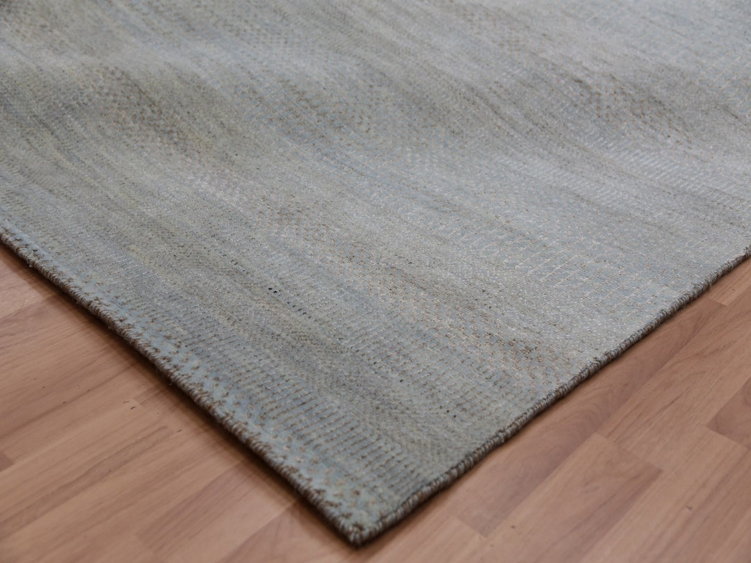 7'11" x 9'11" New Hand Knotted Grey Wool Rectangle Oriental Rug - MOA10283104