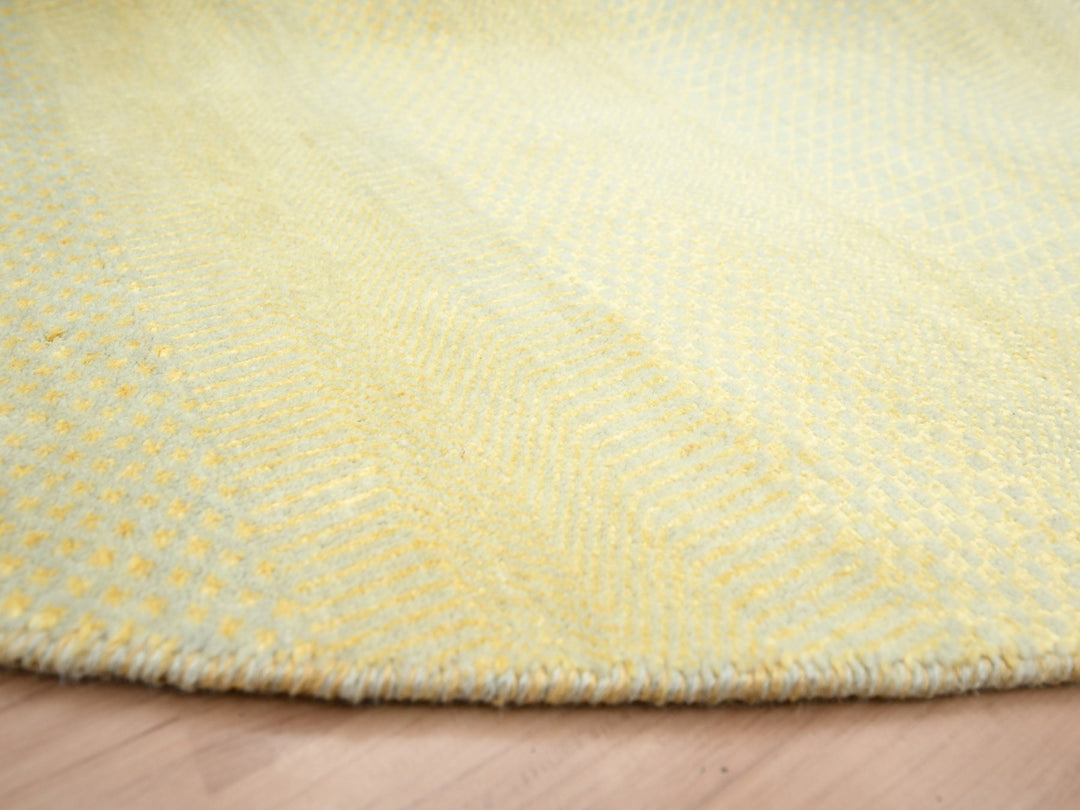 7'10" x 7'10" New Hand Knotted Yellow Wool & Silk Round Oriental Rug - MOA10283212