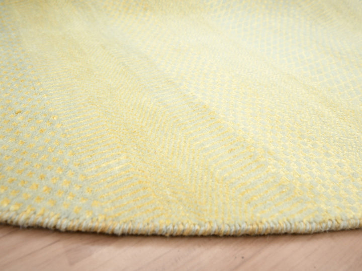 7'10" x 7'10" New Hand Knotted Yellow Wool & Silk Round Oriental Rug - MOA10283212