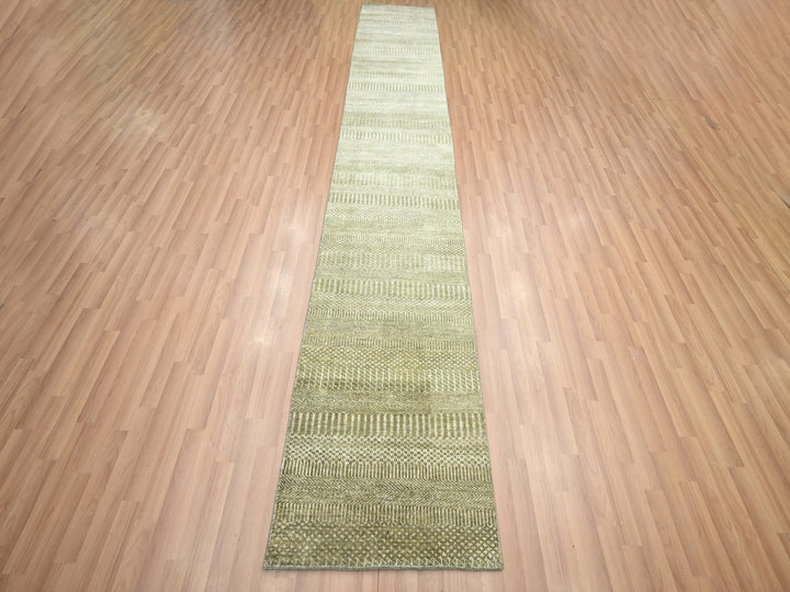 2'5" x 13'6" New Hand Knotted Grey Wool & Silk Runner Oriental Rug - MOA10283220