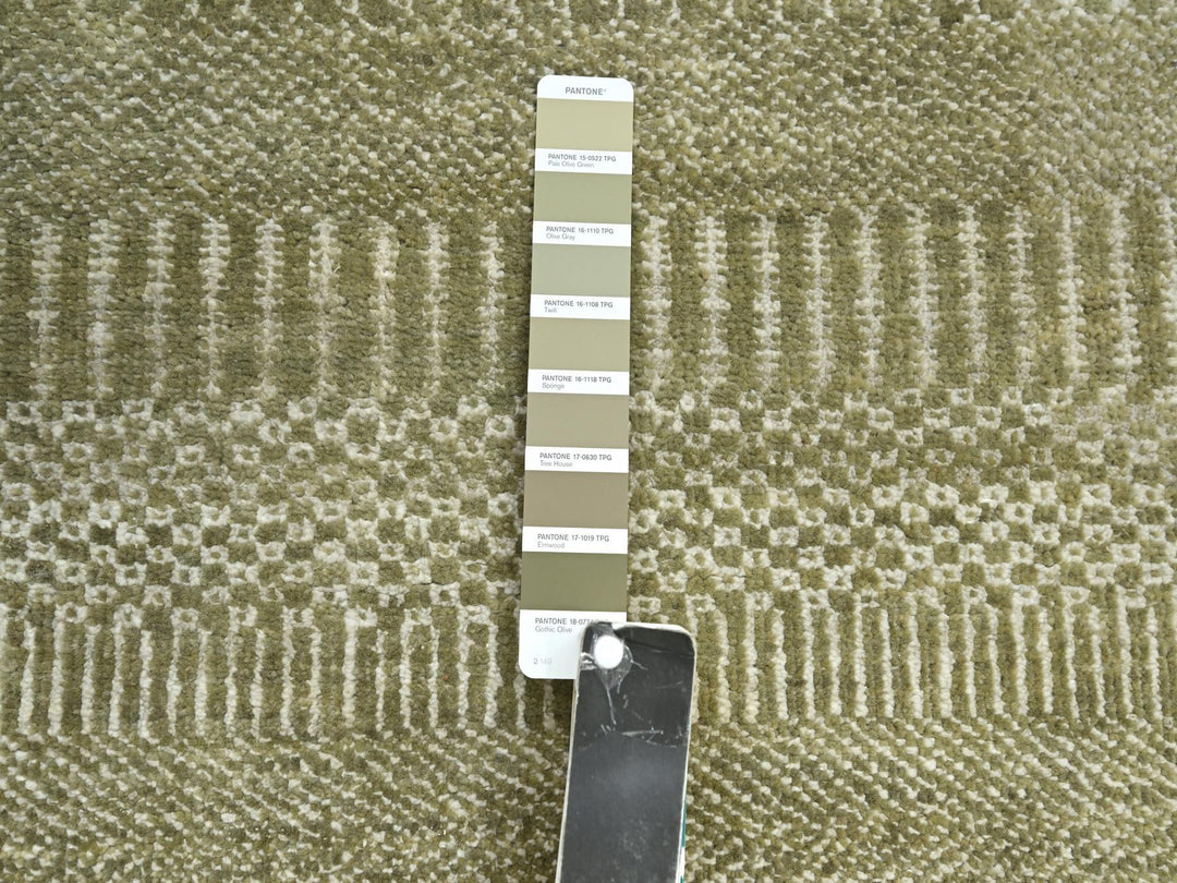 2'5" x 13'6" New Hand Knotted Grey Wool & Silk Runner Oriental Rug - MOA10283220