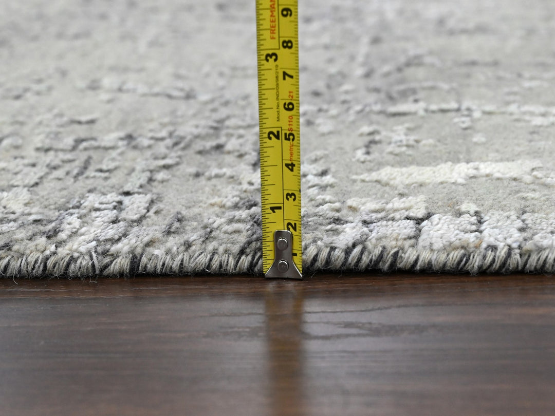 4'1" x 6'0" New Hand Knotted Grey Wool & Silk Rectangle Oriental Rug - MOA10284164