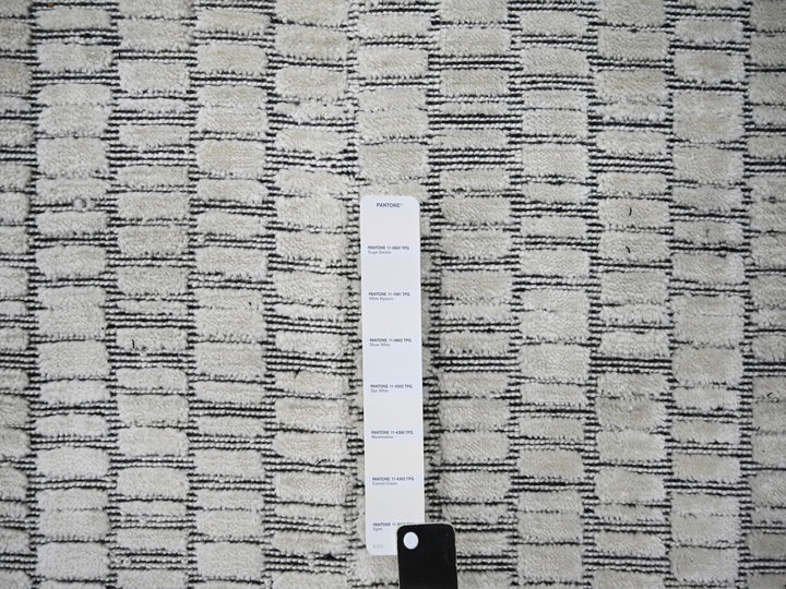 12'4" x 15'0" New Hand Loomed Ivory Wool & Silk Rectangle Oriental Rug - MOA10284170
