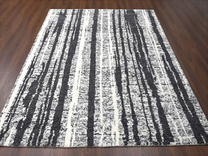 8'3" x 10'0" New Hand Knotted Black Wool Rectangle Oriental Rug - MOA10284209