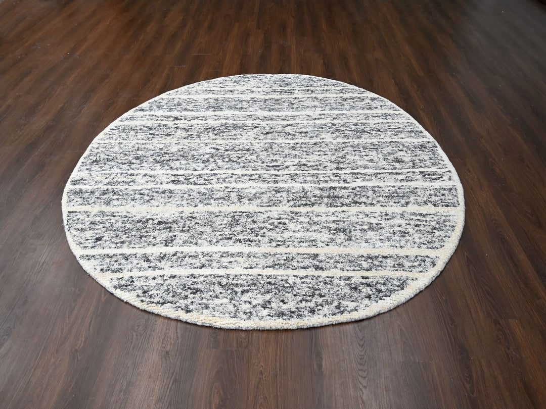 8'0" x 8'0" New Hand Knotted Black Wool Round Oriental Rug - MOA10284214
