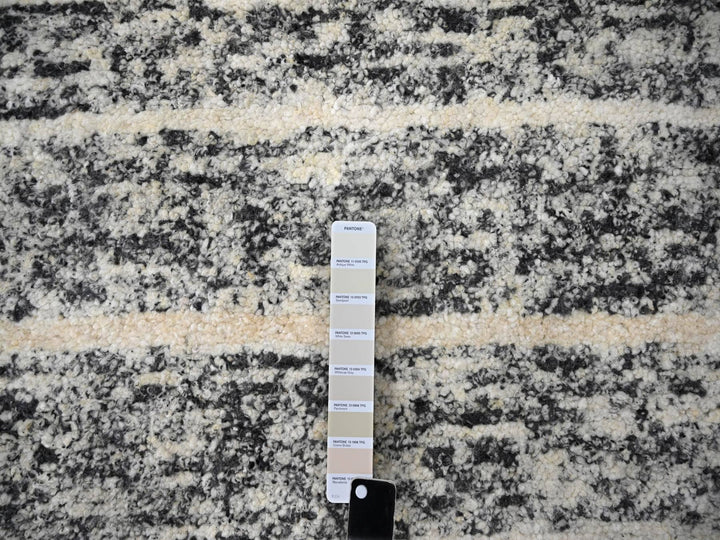 8'0" x 8'0" New Hand Knotted Black Wool Round Oriental Rug - MOA10284214