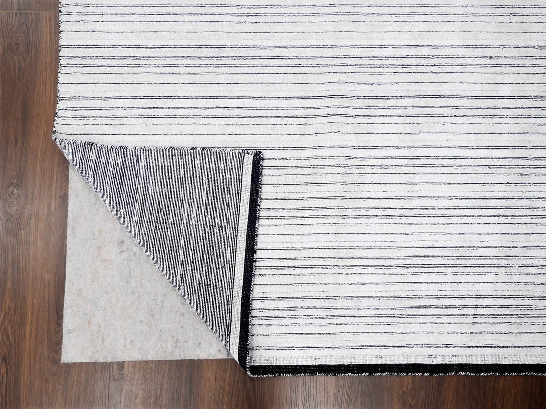 7'10" x 10'0" New Hand Loomed Ivory Wool and Plant based Silk Rectangle Oriental Rug - MOA10284334
