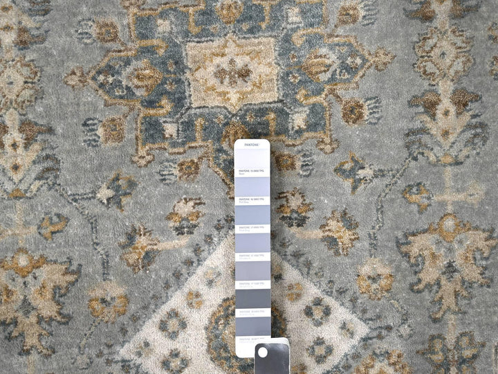 8'10" x 9'0" New Hand Knotted Grey Wool Round Oriental Rug - MOA10284415