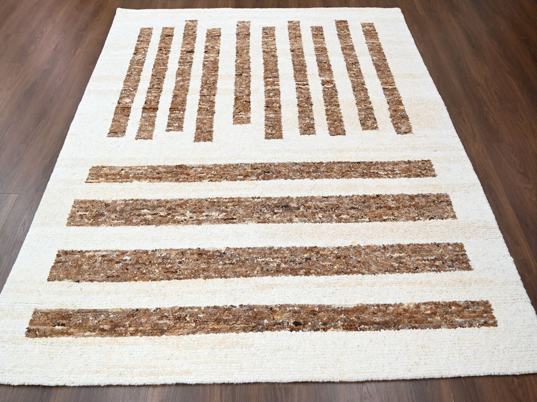8'2" x 9'10" New Hand Knotted Brown Wool Rectangle Oriental Rug - MOA10284442