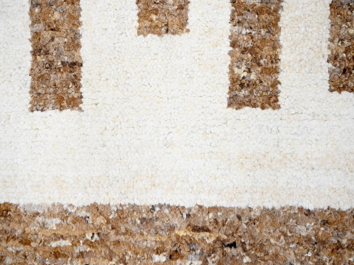 8'2" x 9'10" New Hand Knotted Brown Wool Rectangle Oriental Rug - MOA10284442