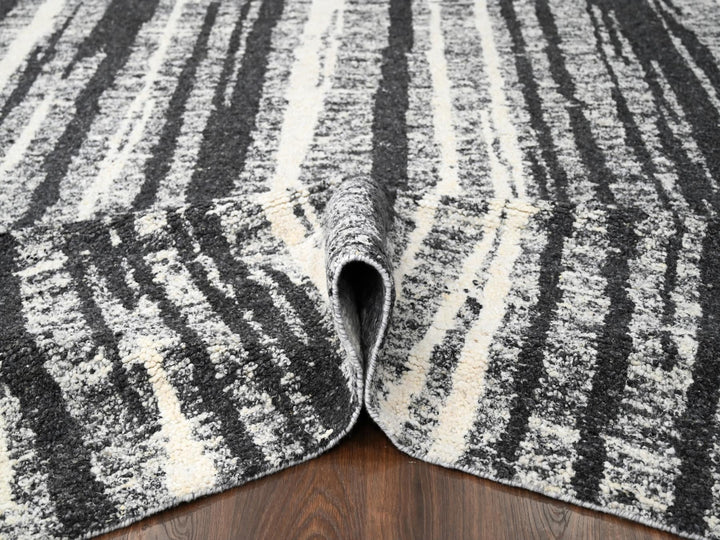 10'0" x 13'8" New Hand Knotted Black Wool Rectangle Oriental Rug - MOA10284445