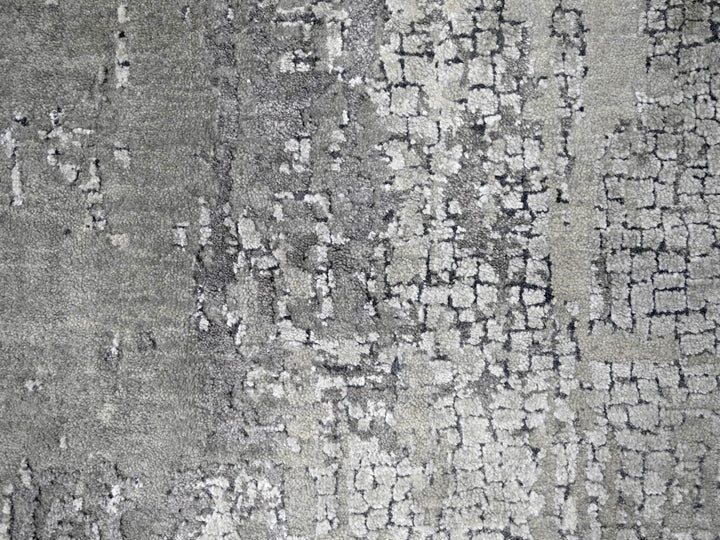 8'1" x 7'9" New Hand Knotted Grey Wool & Silk Square Oriental Rug - MOA10284589