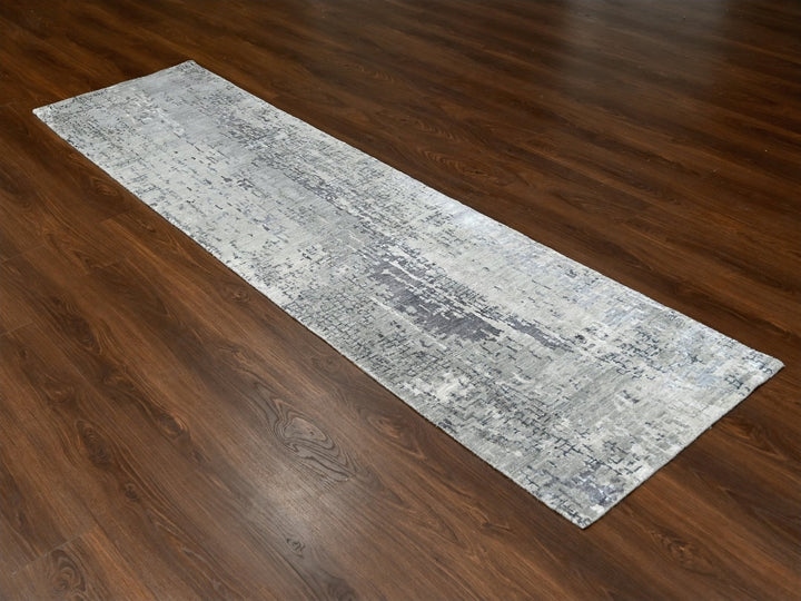 2'6" x 9'9" New Hand Knotted Grey Wool & Silk Runner Oriental Rug - MOA10284604