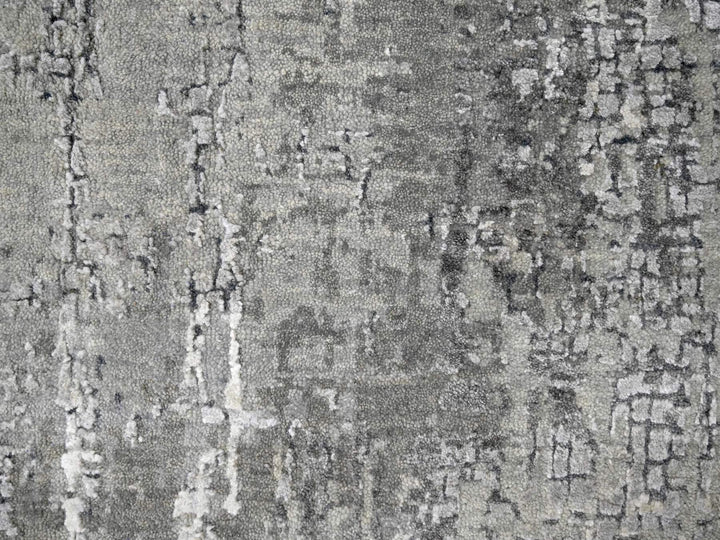 5'10" x 5'9" New Hand Knotted Grey Wool & Silk Square Oriental Rug - MOA10284605