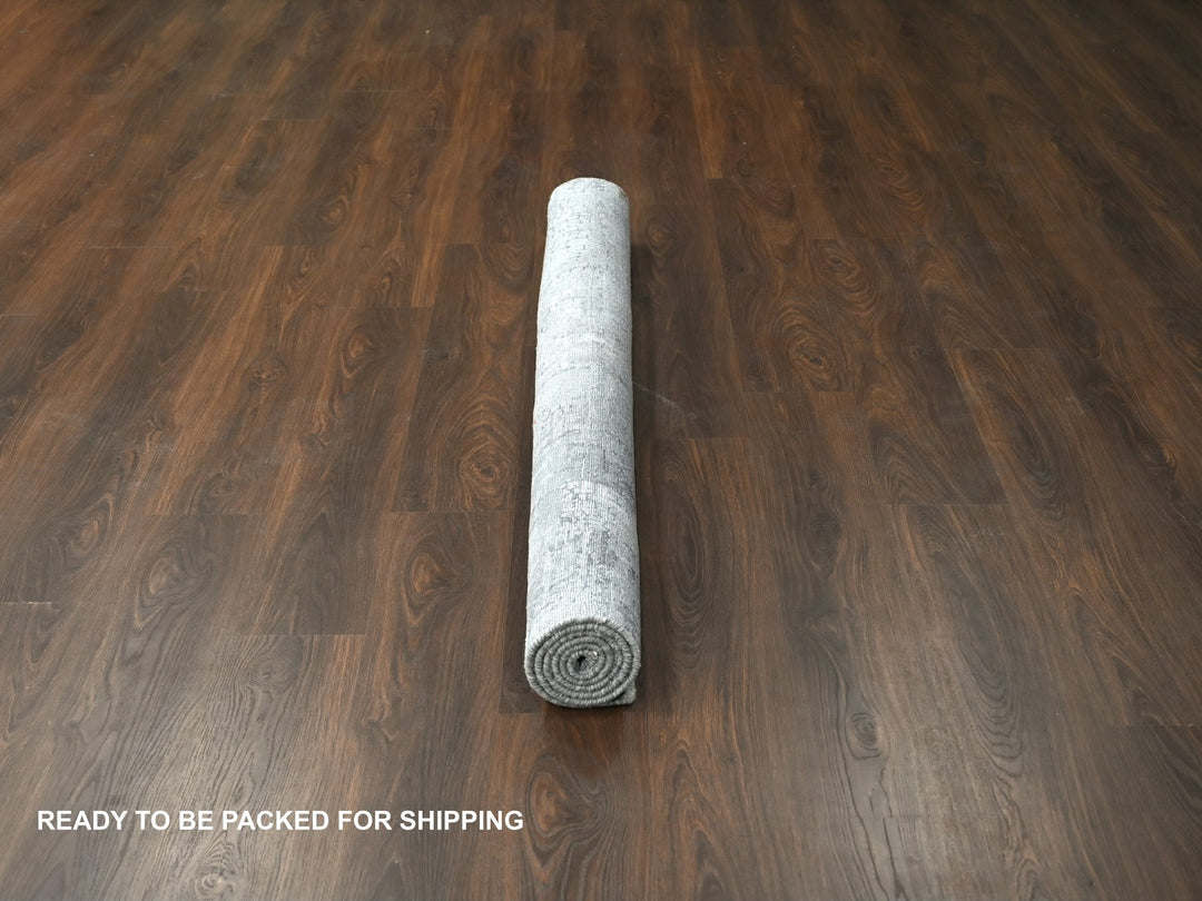 5'10" x 5'9" New Hand Knotted Grey Wool & Silk Square Oriental Rug - MOA10284605