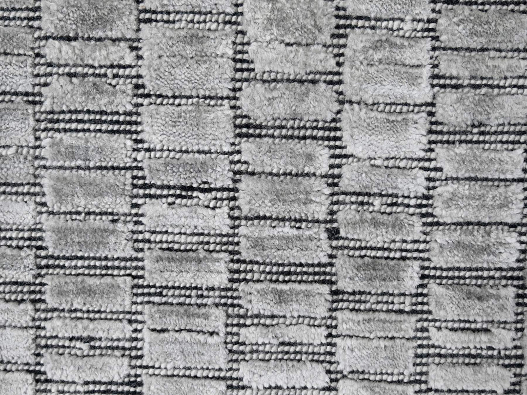2'0" x 3'0" New Hand Loomed Grey Wool and Plant based Silk Rectangle Oriental Rug - MOA10284656