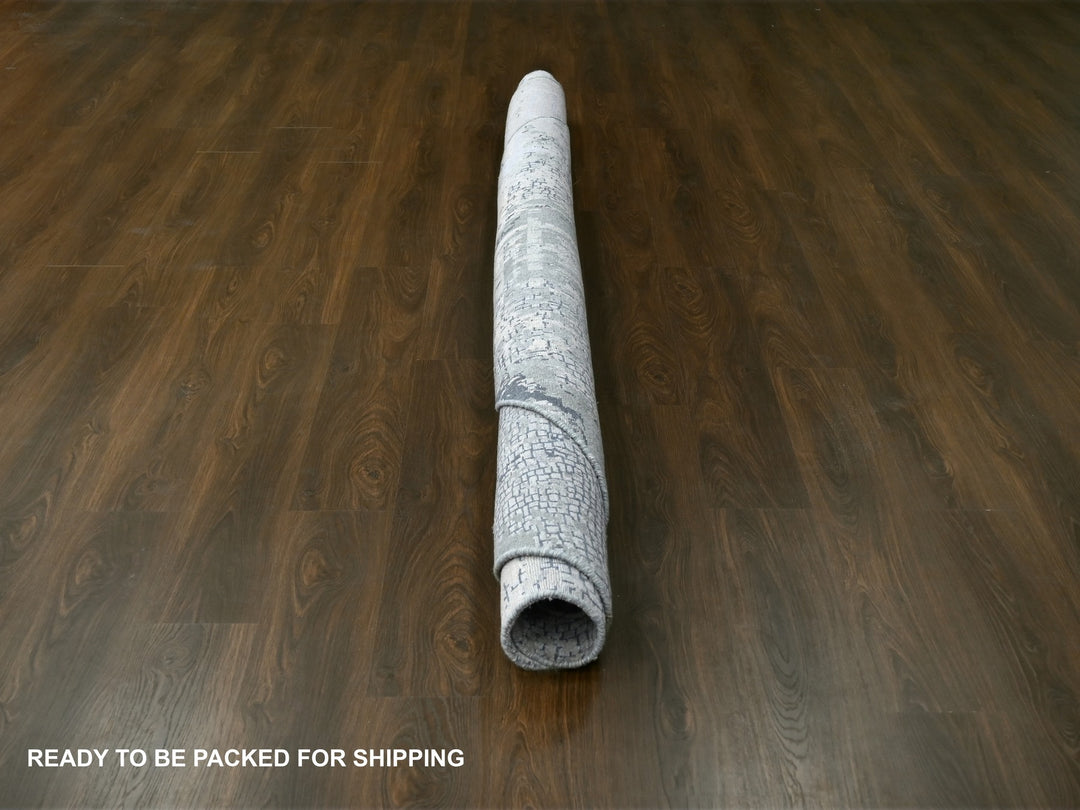 9'10" x 9'10" New Hand Knotted Grey Wool & Silk Round Oriental Rug - MOA10284681