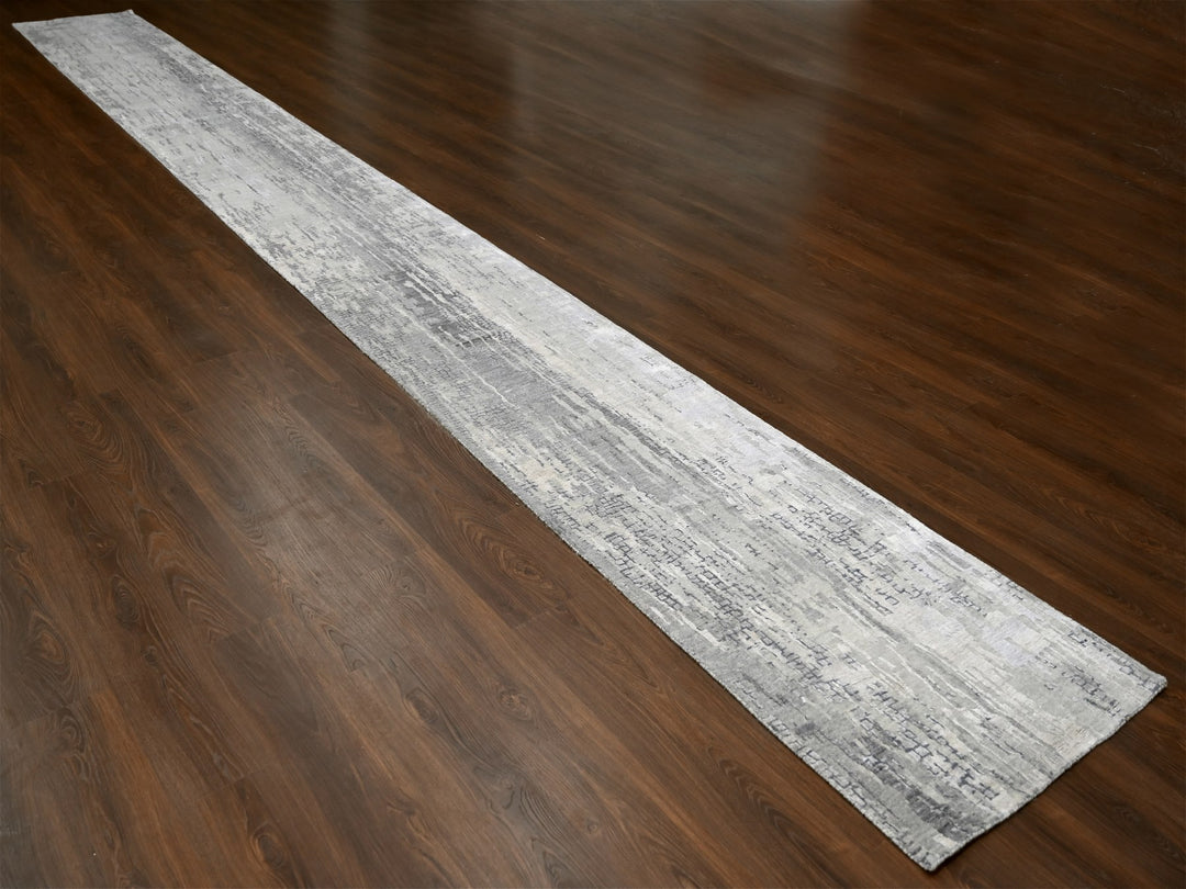 2'8" x 25'7" New Hand Knotted Grey Wool & Silk Runner Oriental Rug - MOA10284722