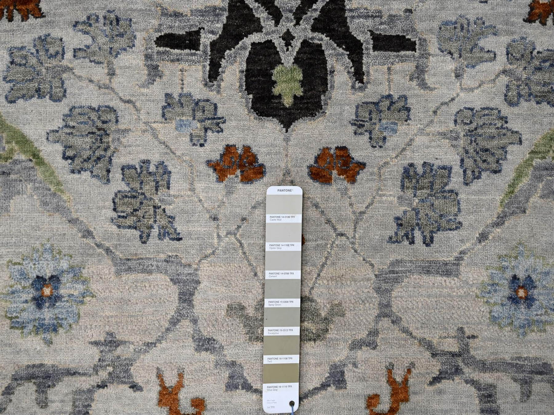 9'10" x 9'10" New Hand Knotted Grey Wool Round Oriental Rug - MOA10284794