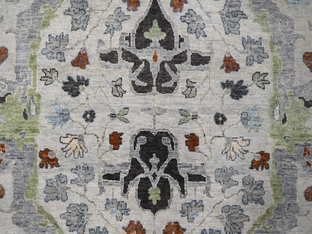 9'10" x 9'10" New Hand Knotted Grey Wool Round Oriental Rug - MOA10284794