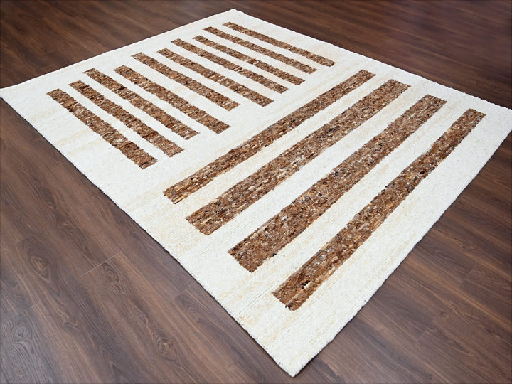 8'3" x 9'9" New Hand Knotted Brown Wool Rectangle Oriental Rug - MOA10284822